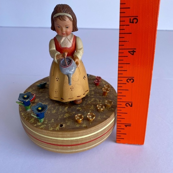 Vintage Reuge Anri Girl With Watering Can Flowers Swiss Music Box Retired Read - Picture 9 of 9